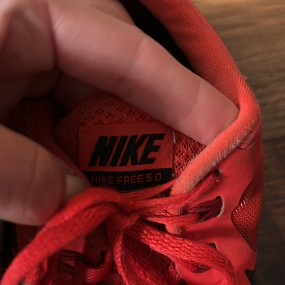 Nike Free 5.0 running shoes size 5Y - Picture 4 of 7
